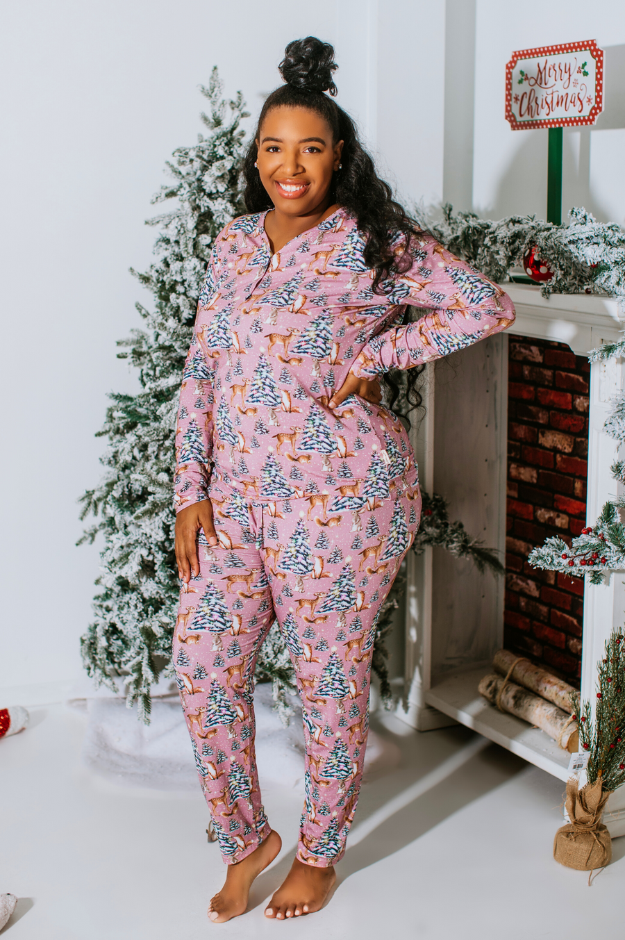 Women s Snowflake Kisses 2 Piece Pajama Set shoppipsqueaks